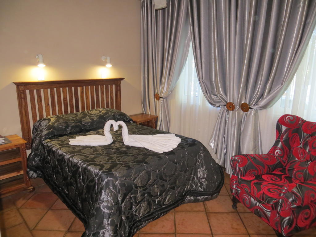 Ivory Tusk Lodge Tzaneen Habitación foto