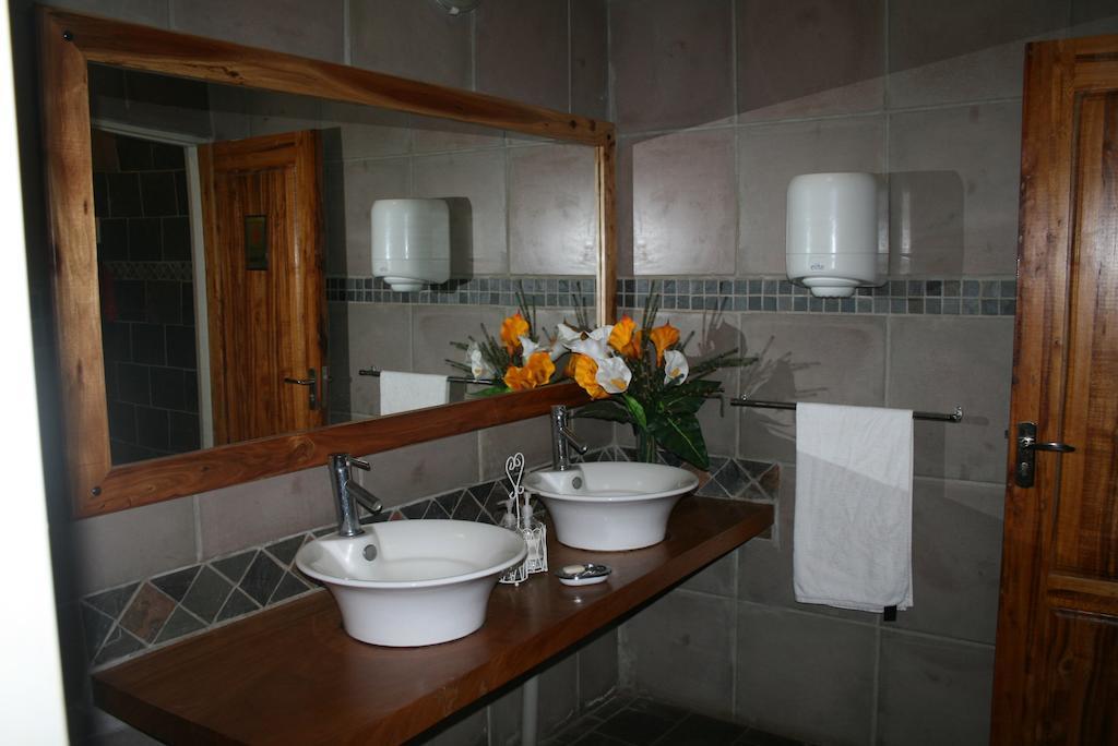 Ivory Tusk Lodge Tzaneen Habitación foto